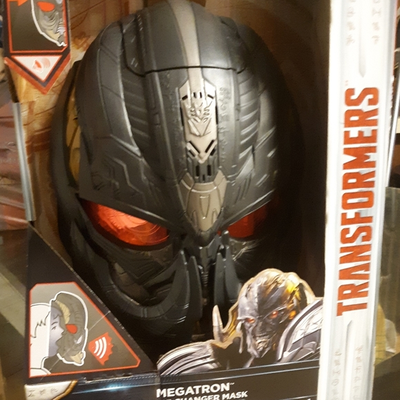 Megatron Voice Changer Mask - Picture 1 of 1